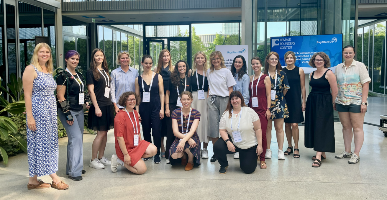 Finalistinnen und Jury Female Founders Contest 2026 Bayerisches Finale